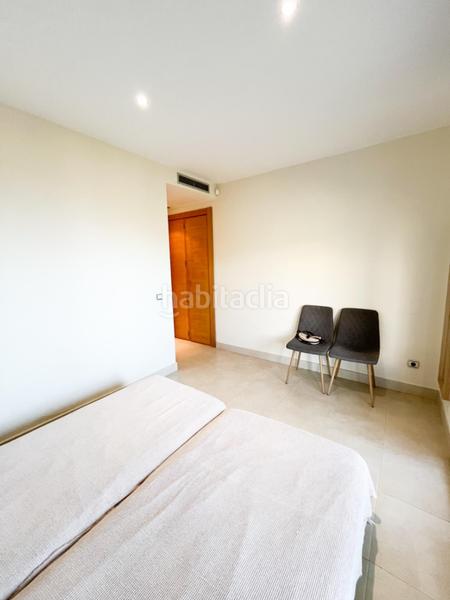 Foto 537497f9-82ff-4bde-8721-3ba385e2bc62. Apartamento estupendo piso en urbanización de lujo con espectaculares vistas al mar en Marbella