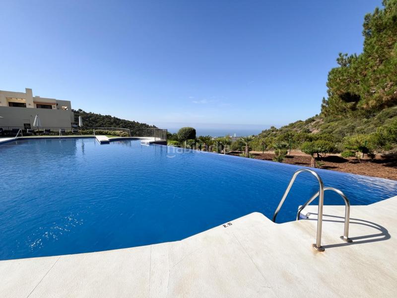 Foto b8b9b1ce-6542-4821-93e0-53a04a96dd34. Apartamento estupendo piso en urbanización de lujo con espectaculares vistas al mar en Marbella