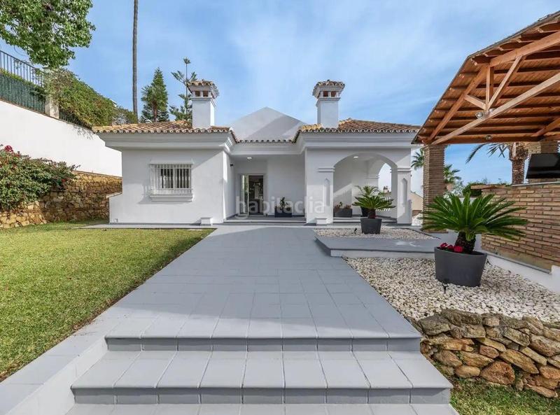Foto fc9de9b5-db7e-4679-89e2-04c2de47fd6c. Chalet exclusiva villa en elviria en Santa María Marbella