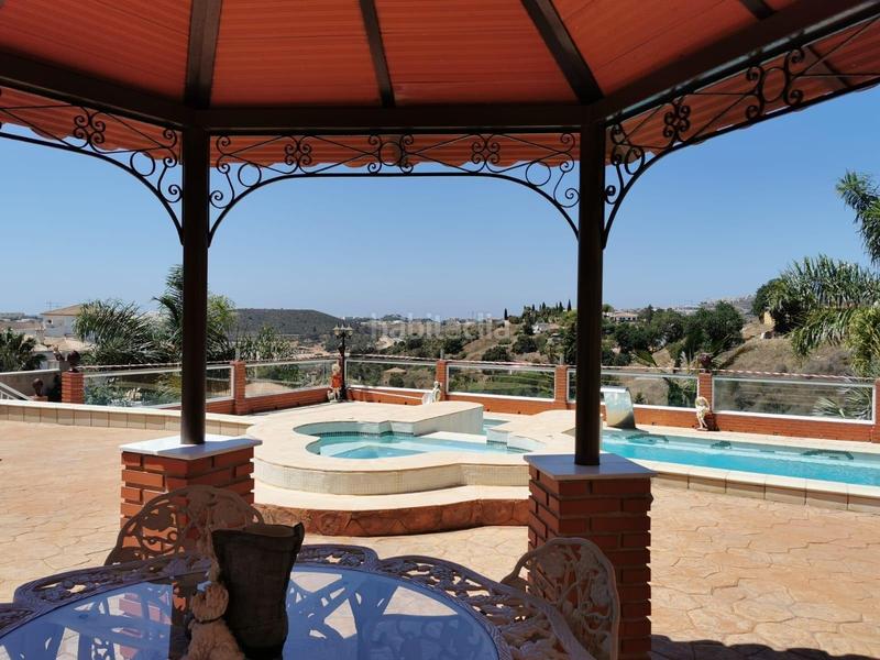 Foto 0de417bc-bf56-4364-83ed-25200804d636. Chalet espectacular casa independiente en la cala en Mijas