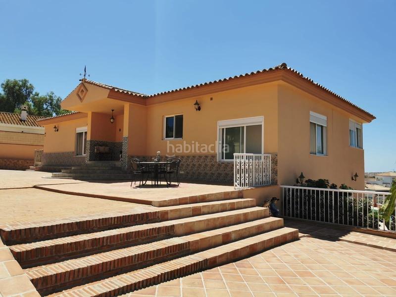 Foto 45dcb947-bf03-4d0a-9ddd-beae5b96baf0. Chalet espectacular casa independiente en la cala en Mijas