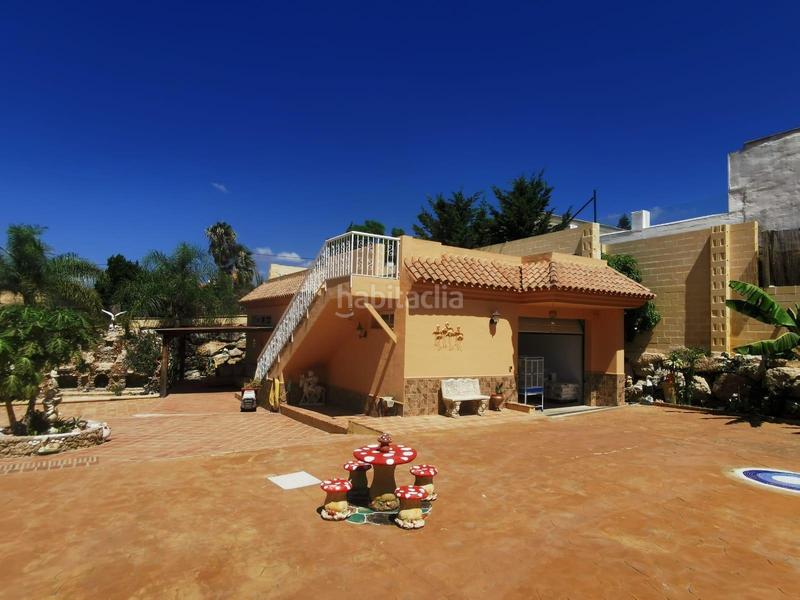 Foto 4fef0c92-76f3-4ec5-a61a-530a38458a02. Chalet espectacular casa independiente en la cala en Mijas