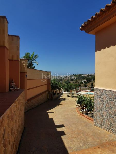 Foto d4c30ba8-c836-4cf5-a5e4-42f7a9487986. Chalet con parcheggio piscina in La Cala Golf - Lagar Martell Mijas