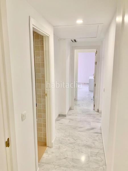 Foto 10e5b0fd-062e-4ffc-937a-de8c825f6fbf. Location attique avec parking piscine dans reserva de Marbella Marbella