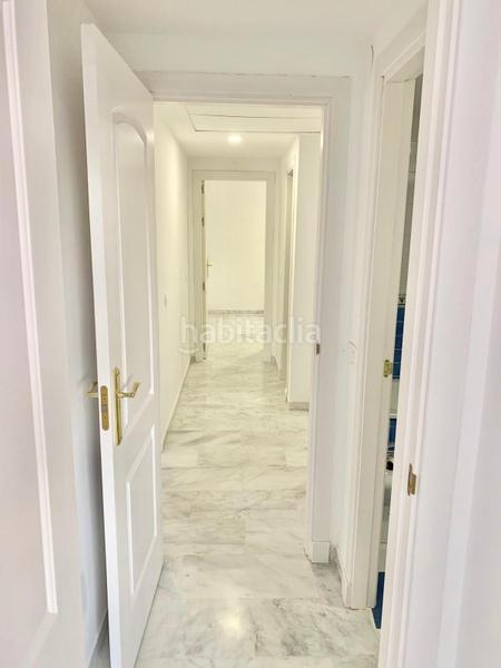 Foto 4f3a62d8-181f-4777-a821-a1eb316d686e. Rent penthouse with parking pool in reserva de Marbella Marbella