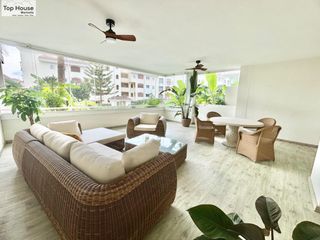 Alquiler Planta baja en Romana Playa. Espectacular apartamento en una urbanización privada con piscina