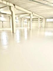 Lloguer Nau industrial a Huerta Belón - Calvario. Amplia nave comercial en alquiler en nueva andalucía  marbella