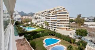 Etagenwohnung in Los Jardines de Marbella - La Ermita
