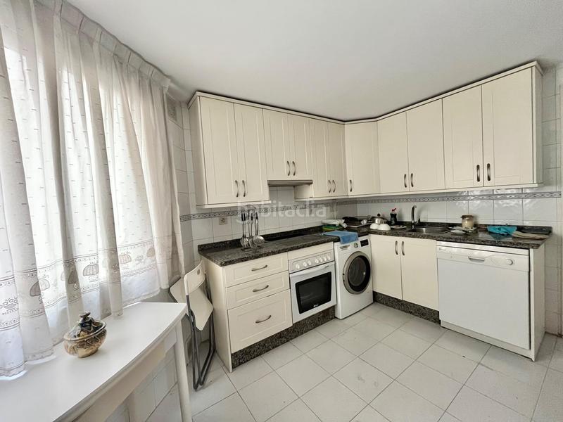 Foto 08811423-fdec-41ba-b21a-0e8002551bfd. Affitto appartamento con parcheggio piscina in los jardines de Marbella - la ermita Marbella