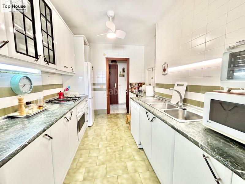 Foto e6f3ba20-4199-42ee-a375-4bf56cbda058. Pis amb aparcament piscina a Calahonda Mijas