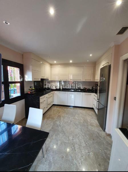 Foto 2fc80882-a6f4-486f-bdc1-6e3c0090c826. Casa a schiera con parcheggio piscina in Guadalmina Alta Marbella