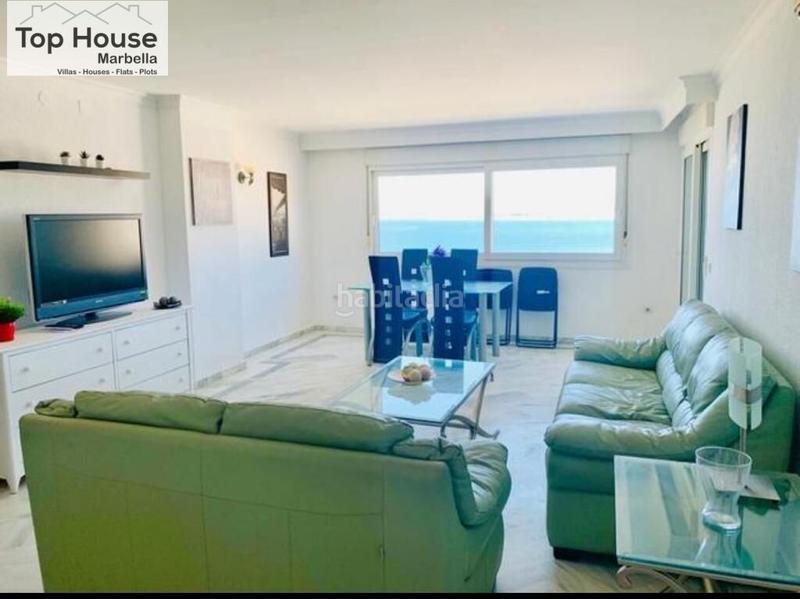 Foto 4a78bfdb-2876-4898-acbb-ce474bf12689. Alquiler piso apartamento frente al mar de larga temporada en el coloso en Benalmádena
