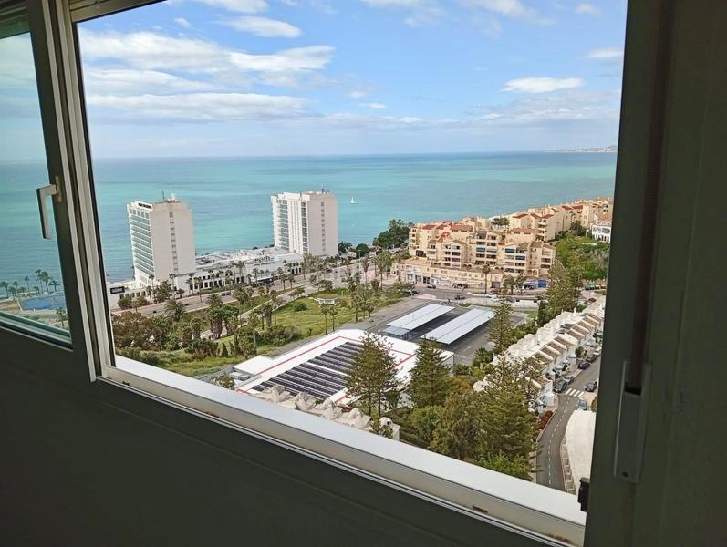 Foto 2568ca8f-c3eb-4265-a0bf-6dcc2f779e00. Location appartement avec parking piscine dans Hacienda Torrequebrada Benalmádena