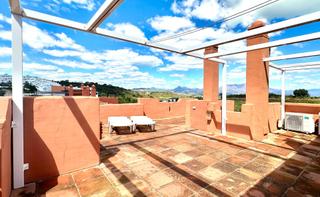 Maison jumelée à Chullera. Amplio adosado de ensueño en manilva