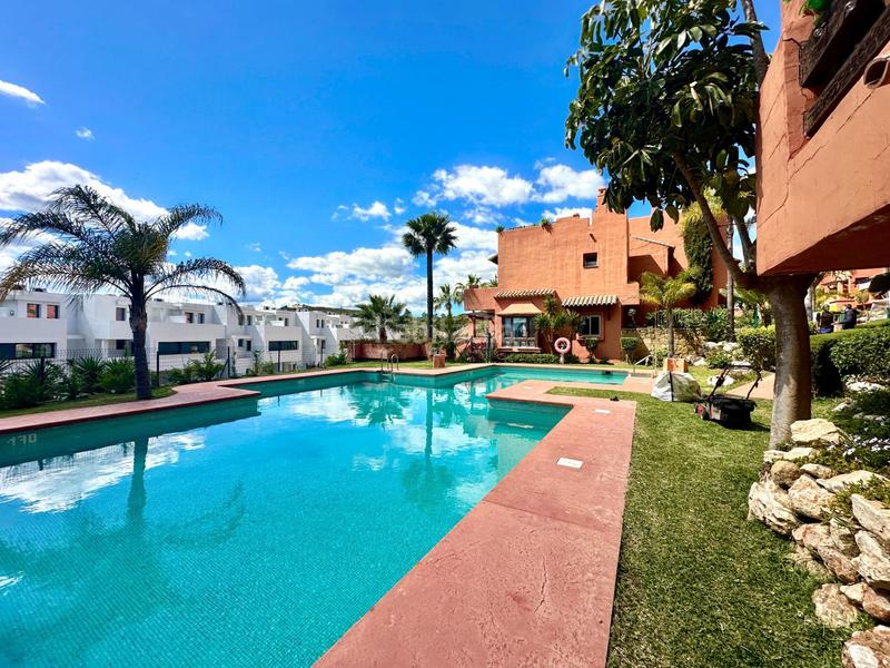 Foto e6c88be3-5f9a-4183-84fe-f5d7b22417da. Casa adosada amplio adosado de ensueño en Chullera Manilva