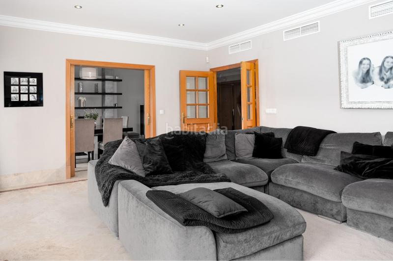 Foto a0107f7a-7b77-4ec3-a4c1-8a519cc16506. Chalet mit parking pool in Santa Clara Marbella