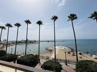 Lloguer Apartament a Playa Bajadilla - Puertos. Apartamento totalmente reformado en primera línea de mar en marb