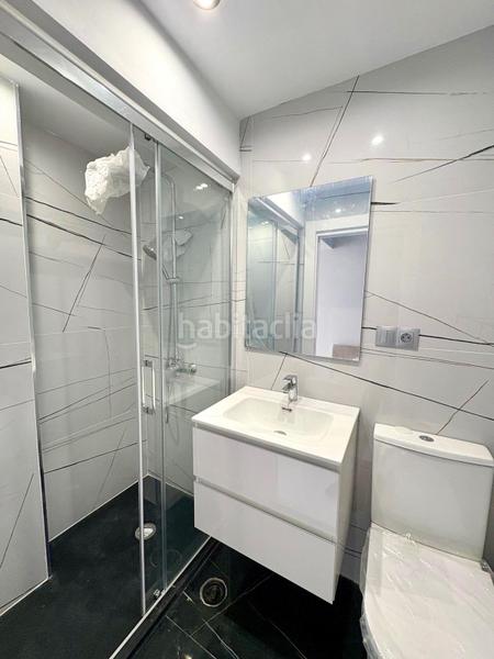 Foto f3680b23-75a1-4139-b210-e3534e208bbf. Alquiler apartamento  totalmente reformado en primera línea de mar en Marbella