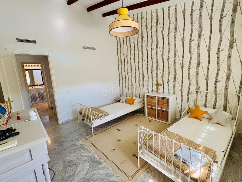 Foto b1419d71-89f5-4c7d-a56c-db92ca247a80. Alquiler dúplex espectacular dúplex con vistas despejadas en urb. privada en atalaya isdabe en Estepona