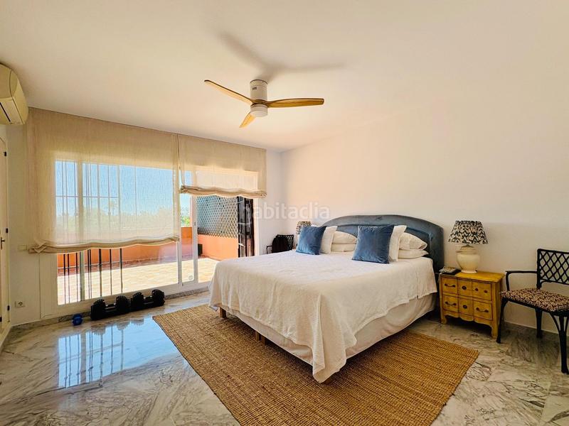 Foto ddc03b93-55b3-4921-812c-d6948e8c94c7. Alquiler dúplex espectacular dúplex con vistas despejadas en urb. privada en atalaya isdabe en Estepona