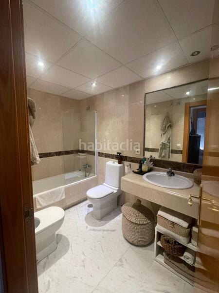 Foto afe19ee1-682b-46d0-b01e-95b8dae835e9. Apartamento  con vistas al mar en Zona Centro Comercial Torrequebrada Benalmádena