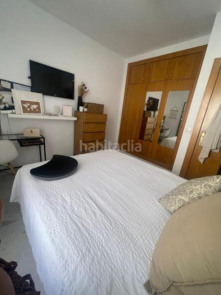 Foto f9de53a2-4c7f-46c5-bb7b-17e45eaceb49. Piccolo appartamento con parcheggio piscina in Zona Centro Comercial Torrequebrada Benalmádena