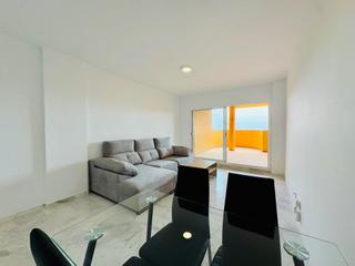 Location Appartement à Reserva de Marbella. Amplio piso a estrenar con terraza y vistas al mar en la reserva