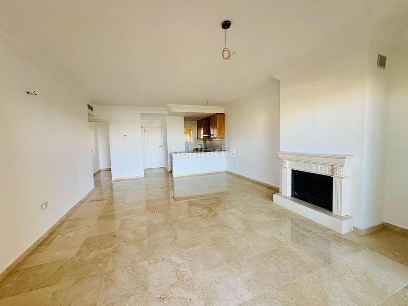 Foto 1fc7ec3d-0bc1-4187-a047-bdb9842580fb. Etagenwohnung mit parking pool in La Concha - Resina Golf Estepona