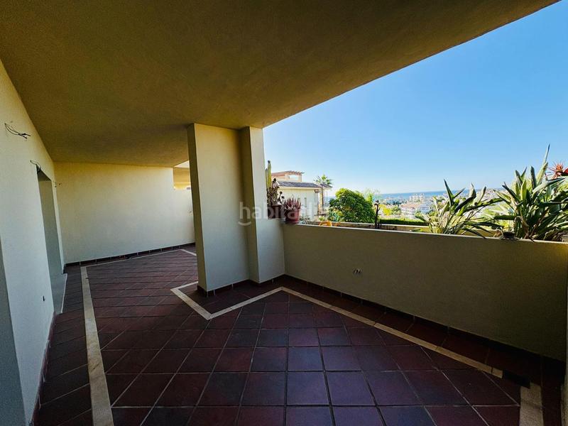 Foto 904467df-b117-41b1-b50a-4e1b0c0a825c. Etagenwohnung mit parking pool in La Concha - Resina Golf Estepona