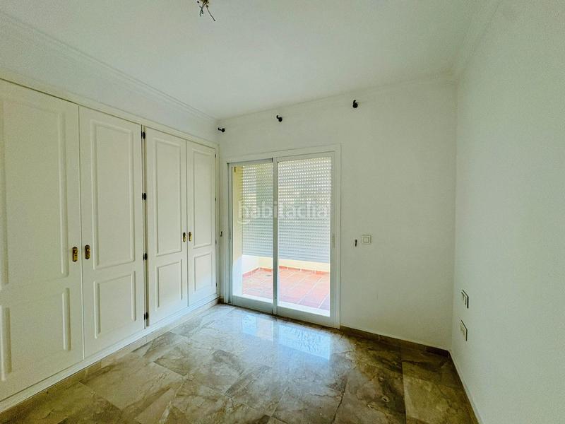 Foto cc7fabc1-aacc-49fd-ae2d-85fc0cb4a2ad. Etagenwohnung mit parking pool in La Concha - Resina Golf Estepona