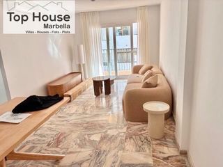 Affitto Appartamento in Puerto Deportivo. Fantástico piso reformado  en la zona del puerto deportivo en fu