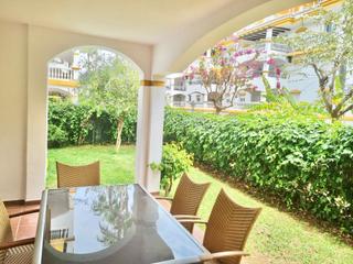 Lloguer Planta baixa a La Dama de Noche - La Alzambra. Fantástico apartamento con jardin en urbanización privada en la