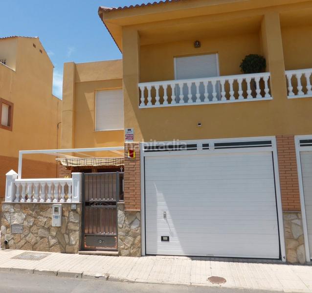 Foto 63c328d2-1226-443a-ae2e-372530b75b1c. Casa a schiera in plaza morera 41 in Ejido centro Ejido (El)