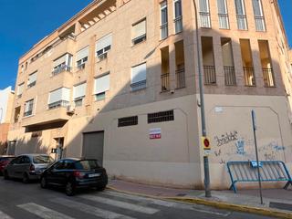 Lloguer Local Comercial a Calle pablo neruda 33. Gran local ejido-zona centro cultural juvenil