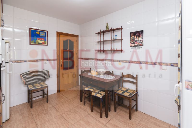 Foto 4890ece0-8168-498a-b260-a7d15c084387. Flat in Pabellón - Estación - El Corte Inglés Ejido (El)