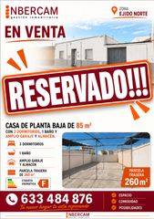 Semi detached house in Ejido Norte. Casa de planta baja con gran parcela en ejido norte – 149.900 €