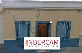Casa adossada  Calle córdoba