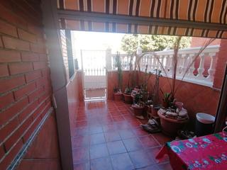 Casa adossada a Ejido centro. Amplia duplex ejido norte