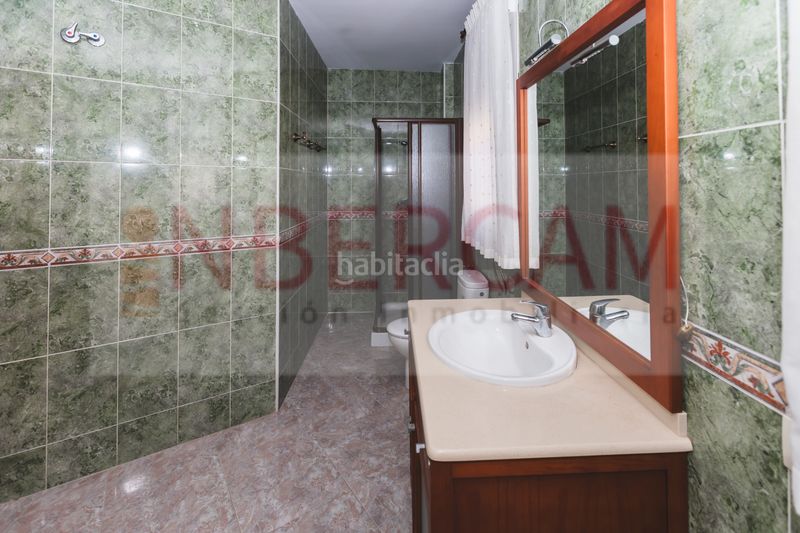 Foto 0a8a522b-cd8e-490d-a83d-aeb8f522f03f. Casa amb aparcament a Ejido centro Ejido (El)