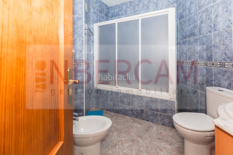 Foto 7f67bd8d-3196-4798-8f01-7adf9c81eb9d. Casa amb aparcament a Ejido centro Ejido (El)