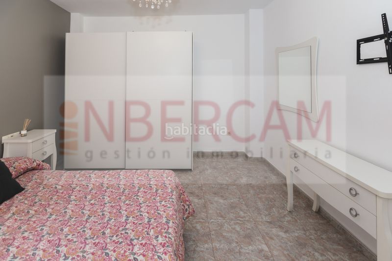 Foto b02e3351-355e-4552-9170-a7527a2f32d7. Casa amb aparcament a Ejido centro Ejido (El)
