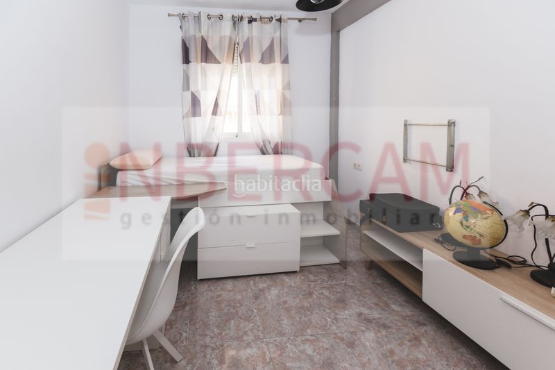 Foto cbefdb54-0dc0-436a-ba4b-610ebdf739d5. Casa amb aparcament a Ejido centro Ejido (El)