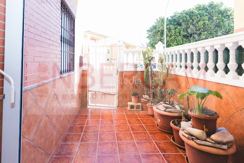 Foto d5a68b85-a3a5-4f0e-890a-a9f235de7128. Casa amb aparcament a Ejido centro Ejido (El)