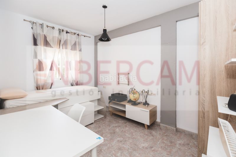 Foto f356771c-6018-4eaf-9d5b-87b25fcb6705. Casa amb aparcament a Ejido centro Ejido (El)
