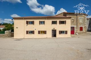 Location Maison  Jardines. Robregordo