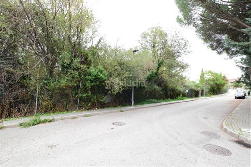 Foto 9728b573-f819-44fe-abbc-606087fb91f3. Terrain résidentiel dans Manzanares el Real