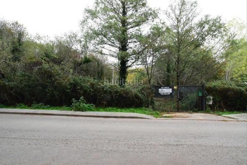 Foto e064b64a-9ae9-4b36-af53-b66d7a19e5d1. Terrain résidentiel dans Manzanares el Real