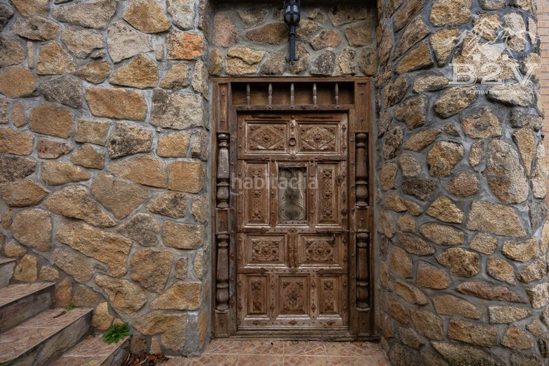 Foto bb27f87d-d1bd-444e-9e55-8e167124ffe8. House with heating pool in Cotos de Monterey
