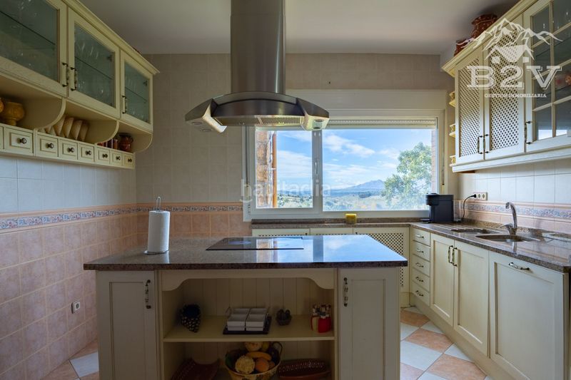 Foto e57517b4-d458-40a9-a305-426ab865b692. House with heating pool in Cotos de Monterey