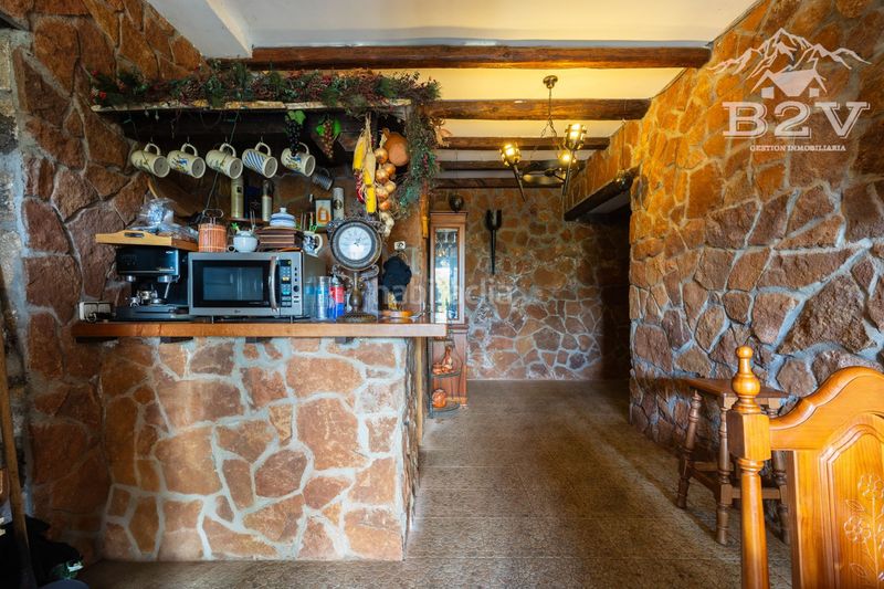 Foto efbb6427-bf77-4b9a-9b5d-715271bc0bcd. House with heating pool in Cotos de Monterey